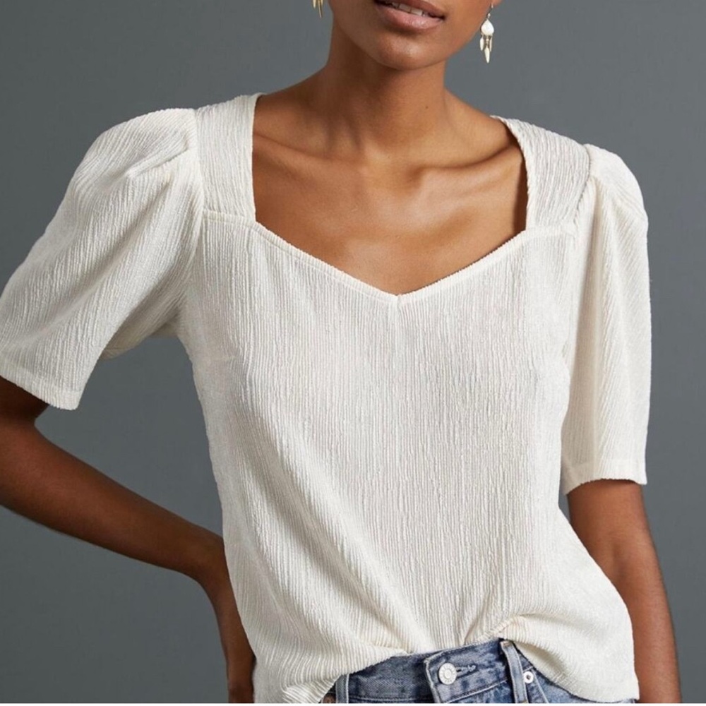 Sunday in Brooklyn - Anthropologie. Size XL. Cream with Bow in Back Shirt.